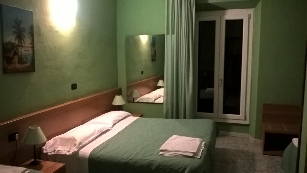 Hotel Del Sole Milánó Kültér fotó