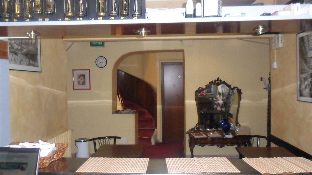 Hotel Del Sole Milánó Kültér fotó