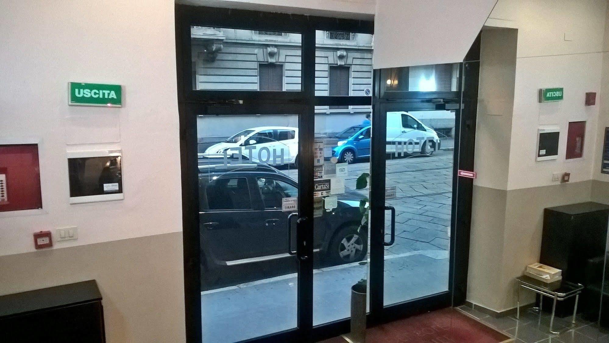 Hotel Del Sole Milánó Kültér fotó