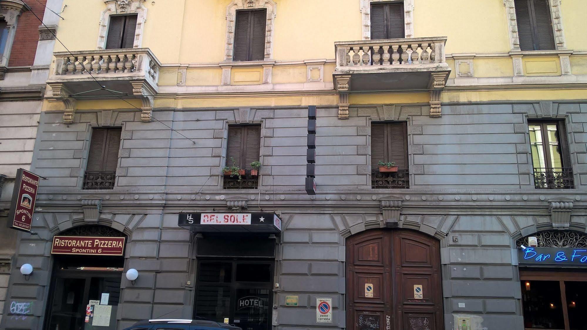 Hotel Del Sole Milánó Kültér fotó