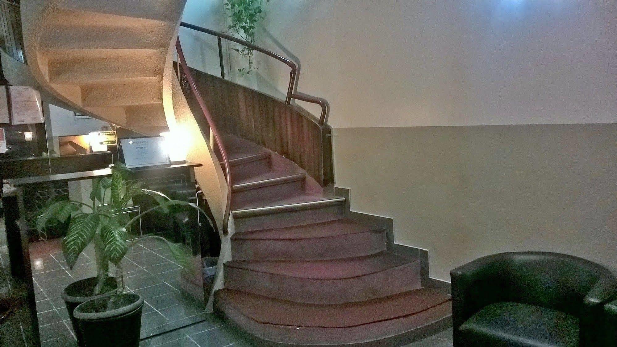 Hotel Del Sole Milánó Kültér fotó